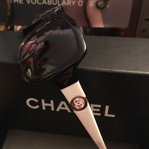 Chanel Black and white Spectator Sunglasses
